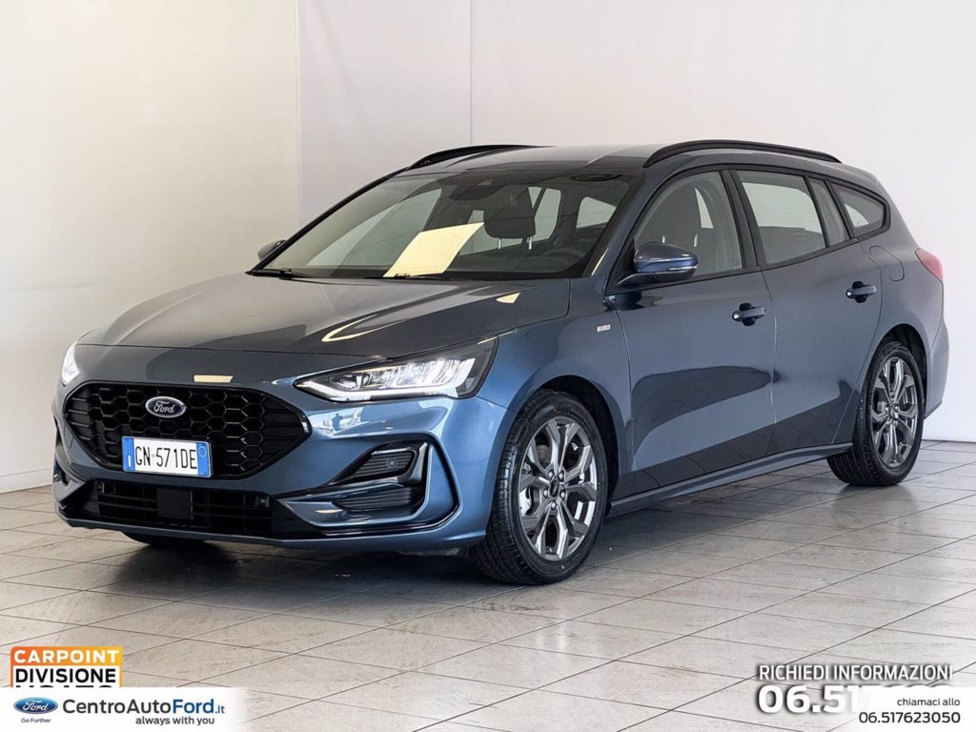 Ford Focus Station Wagon 1.0 EcoBoost 125 CV automatico SW ST-Line  del 2023 usata a Albano Laziale