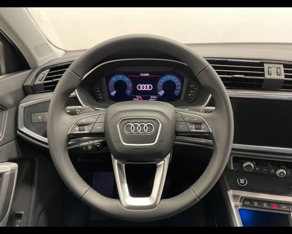 Audi Q3 Sportback nuova a Treviso (5)