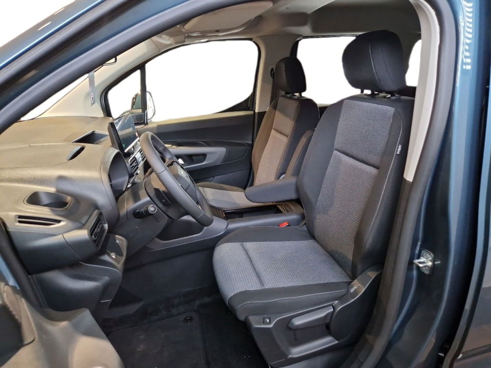 Toyota Proace City Verso nuova a Cremona (7)