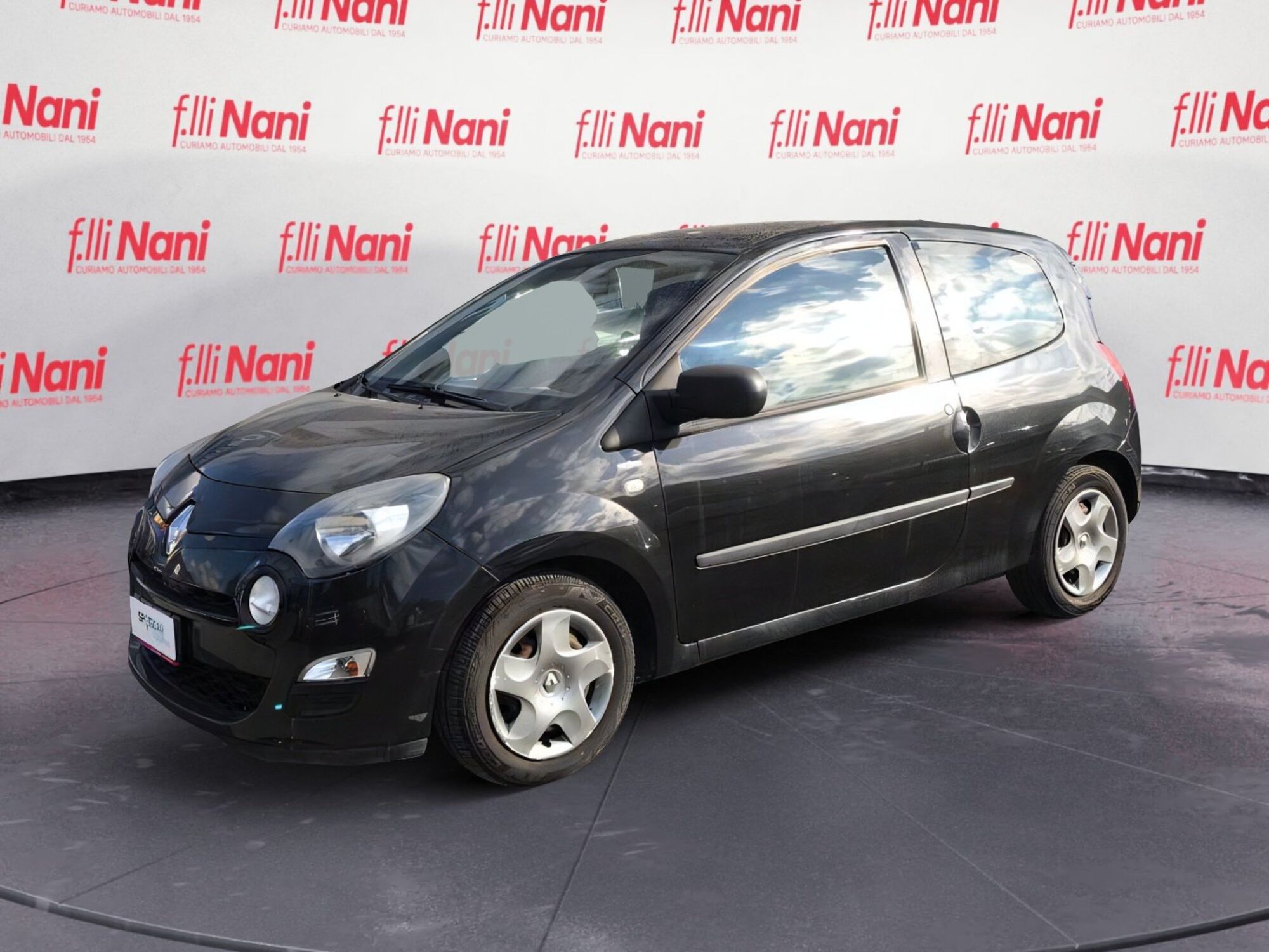 Renault Twingo 1.2 16V Wave  del 2014 usata a Massa