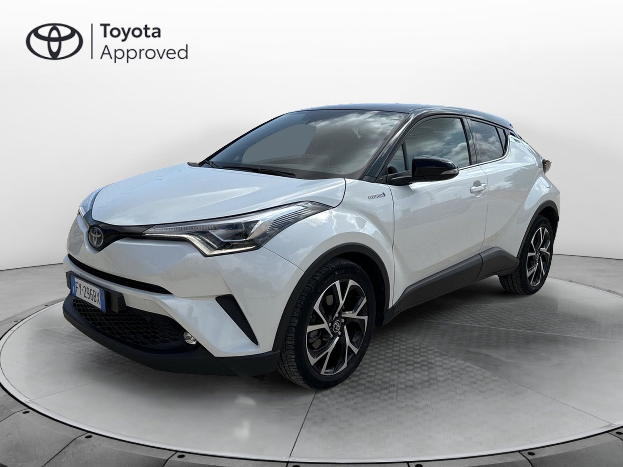 Toyota Toyota C-HR 1.8 Hybrid E-CVT Trend  del 2019 usata a Ragusa