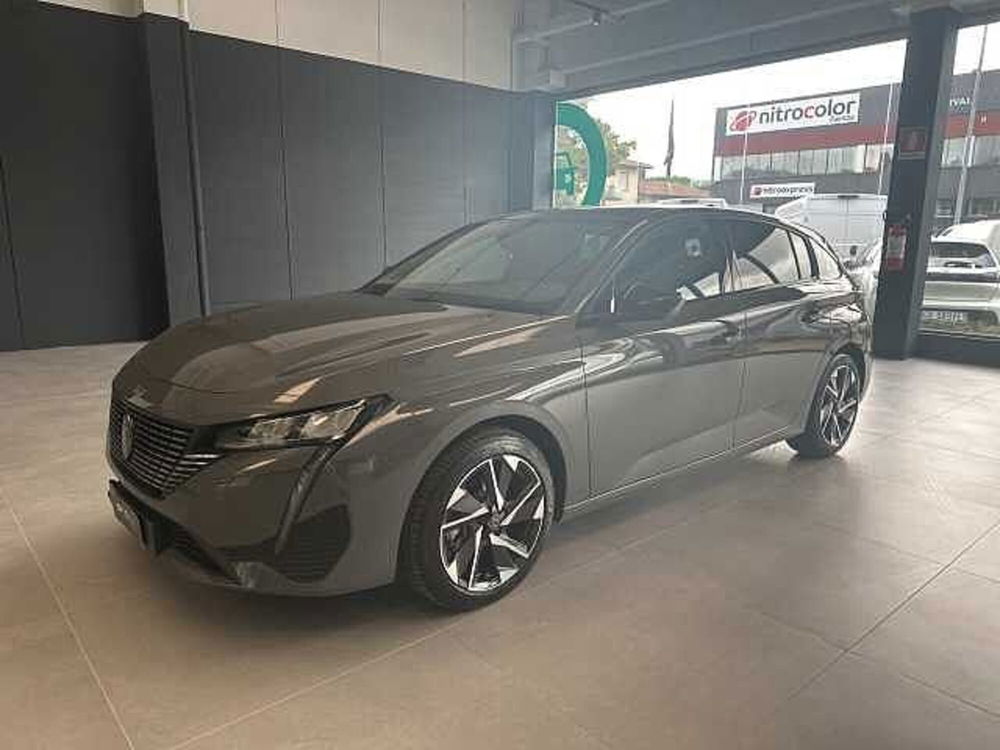 Peugeot 308 nuova a Ravenna