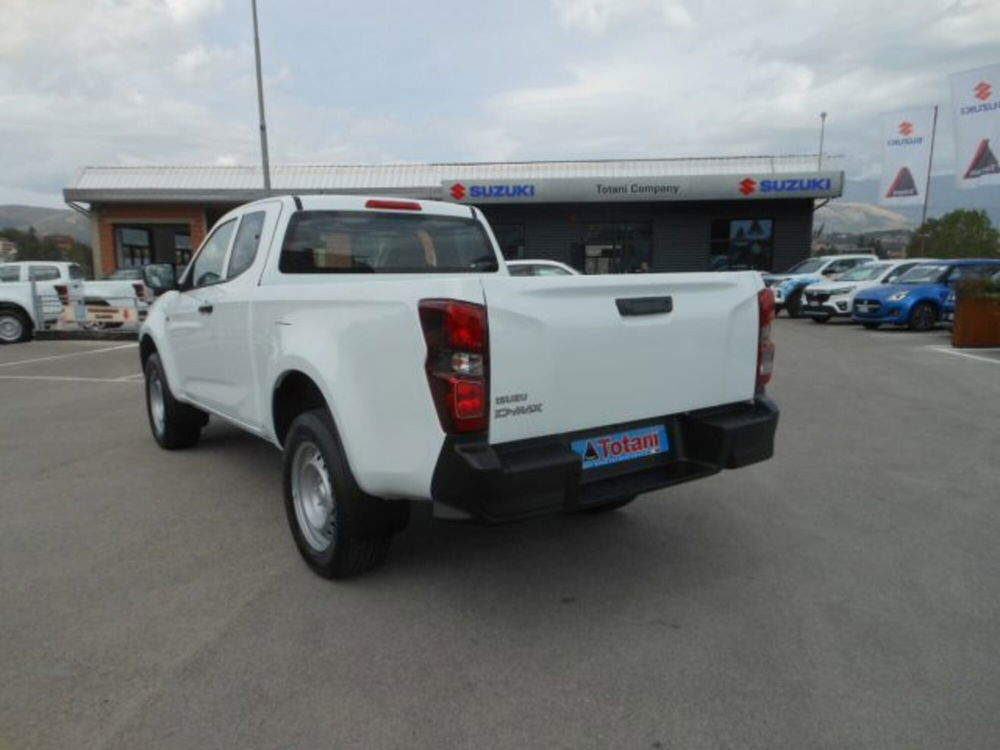 Isuzu D-Max Pick-up nuova a L'Aquila (12)