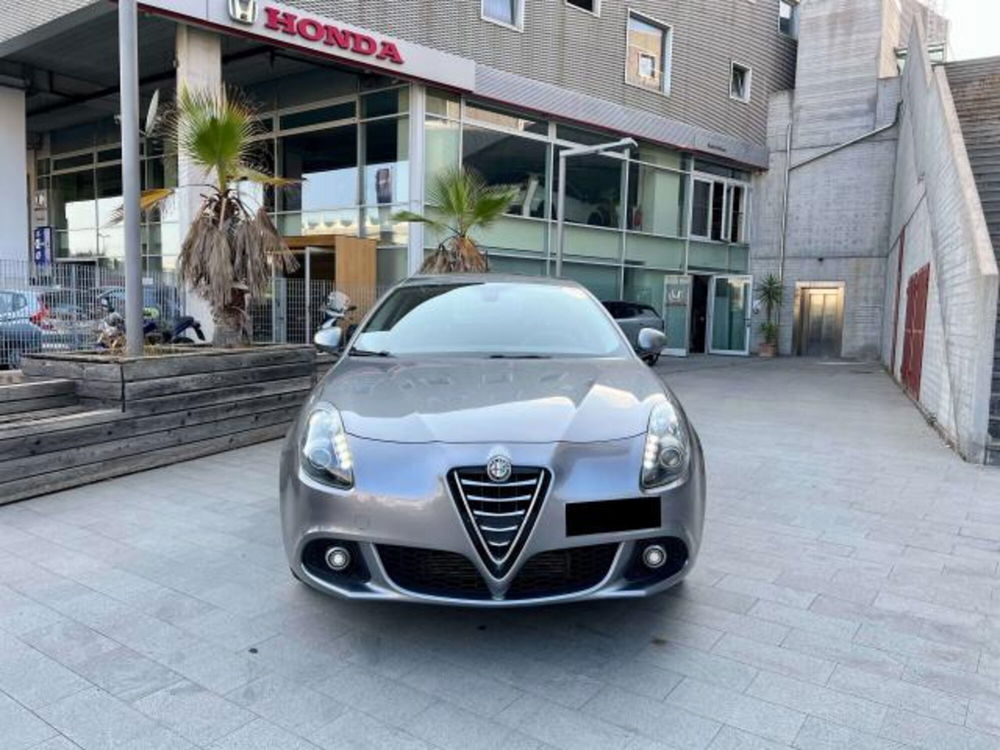 Alfa Romeo Giulietta usata a Savona (2)