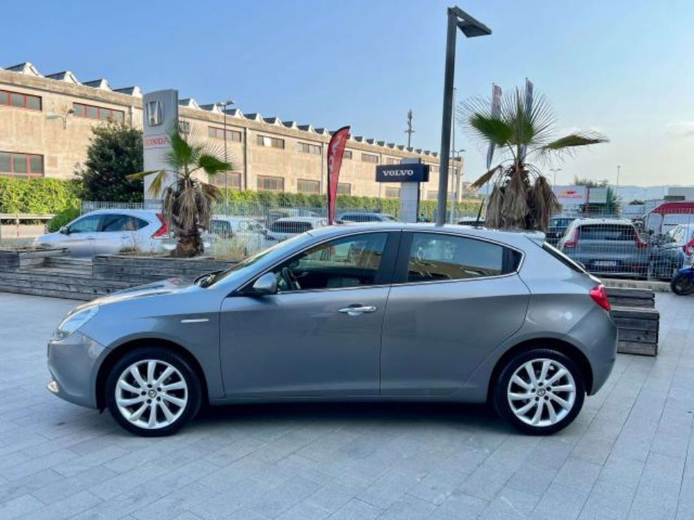 Alfa Romeo Giulietta usata a Savona (4)