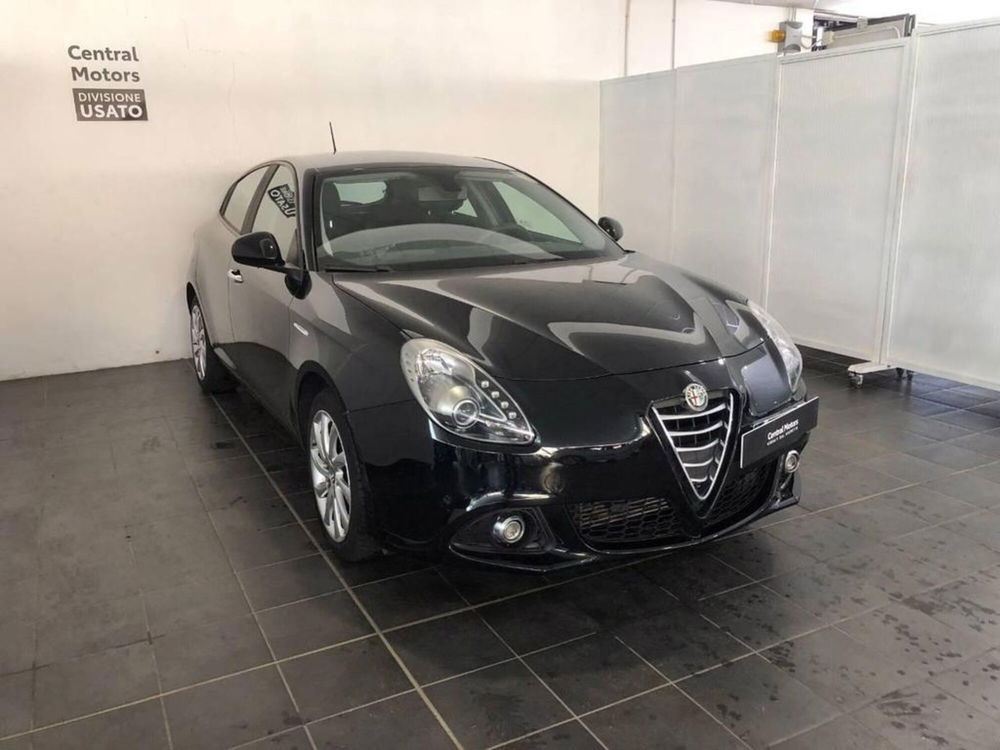 Alfa Romeo Giulietta usata a Torino (3)