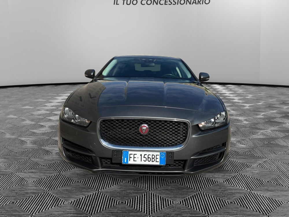 Jaguar XE usata a Pordenone (8)