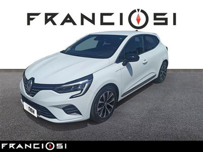 Renault Clio TCe 100 CV 5 porte Intens del 2023 usata a Mirandola