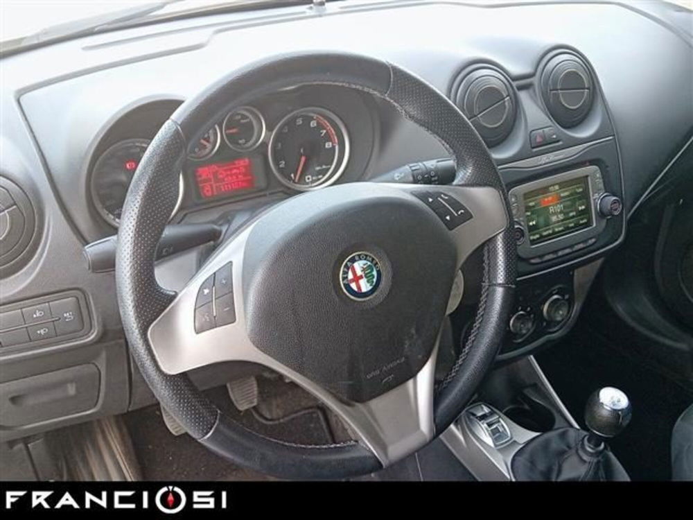 Alfa Romeo MiTo usata a Modena (8)