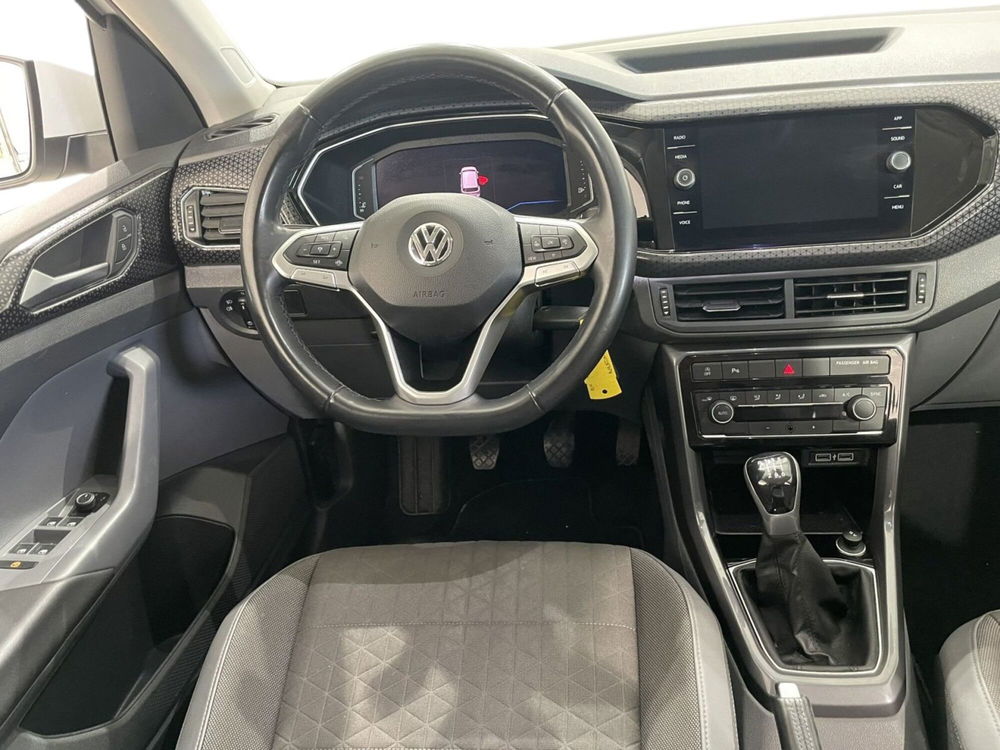 Volkswagen T-Cross usata a Massa-Carrara (13)