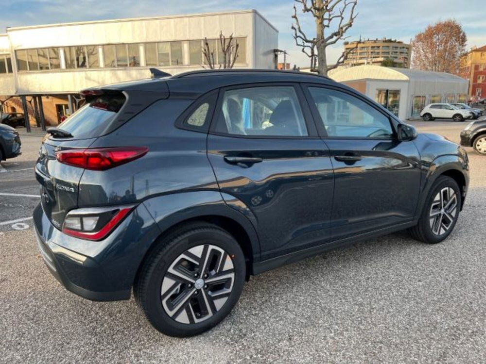 Hyundai Kona nuova a Bologna (9)