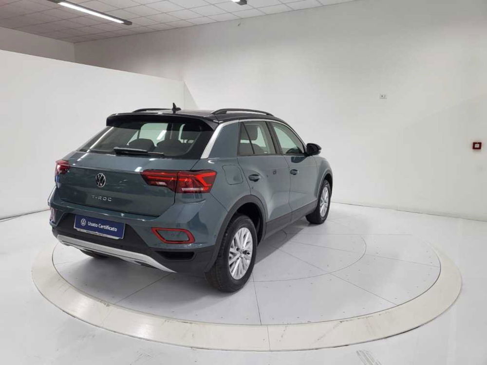 Volkswagen T-Roc nuova a Catanzaro (8)