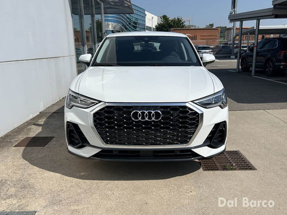 Audi Q3 Sportback nuova a Verona (2)