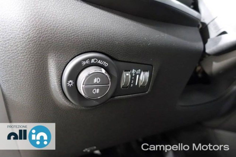 Jeep Compass nuova a Venezia (10)