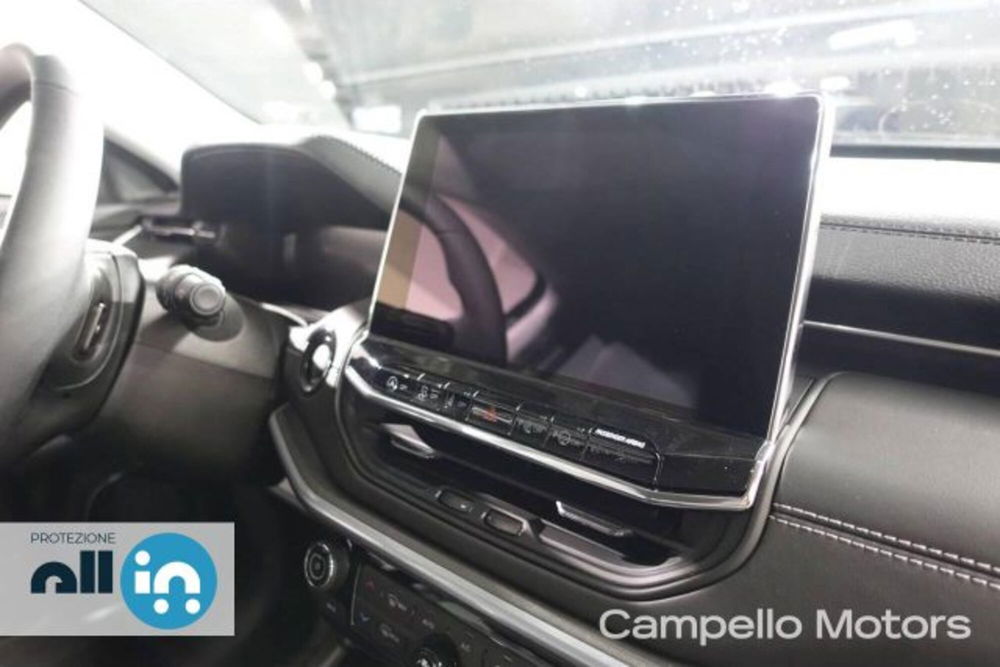 Jeep Compass nuova a Venezia (13)