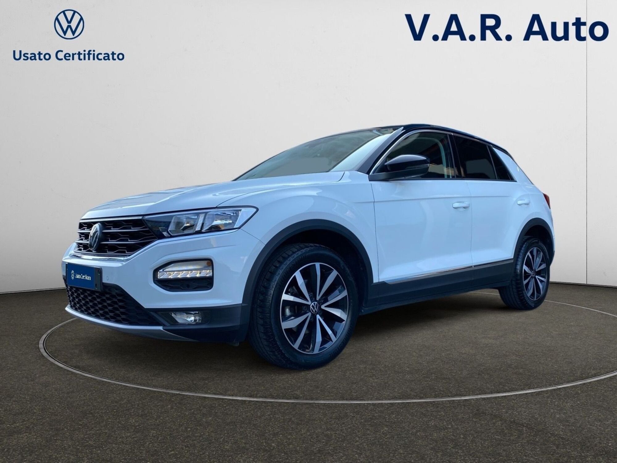 Volkswagen T-Roc 1.0 TSI Style BlueMotion Technology del 2021 usata a Imola