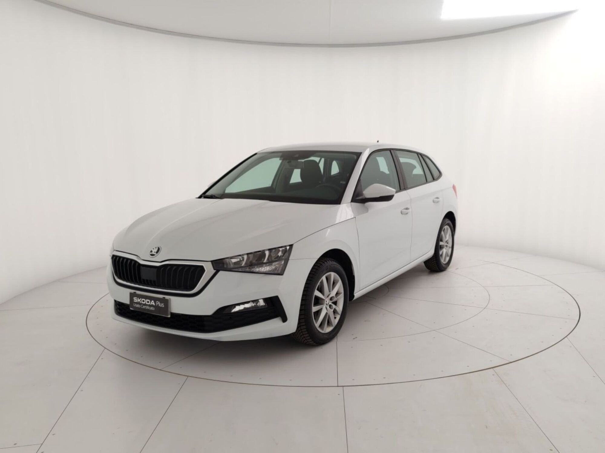 Skoda Scala 1.6 TDI SCR DSG Ambition del 2019 usata a Massa