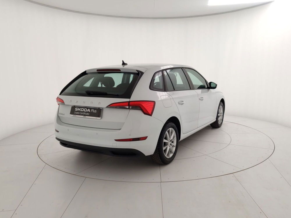 Skoda Scala usata a Massa-Carrara (3)