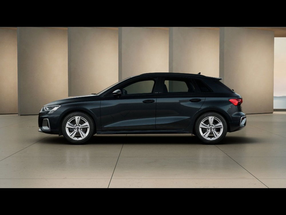 Audi A3 allstreet nuova a Livorno (10)