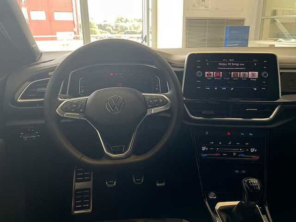 Volkswagen T-Roc nuova a Cosenza (14)