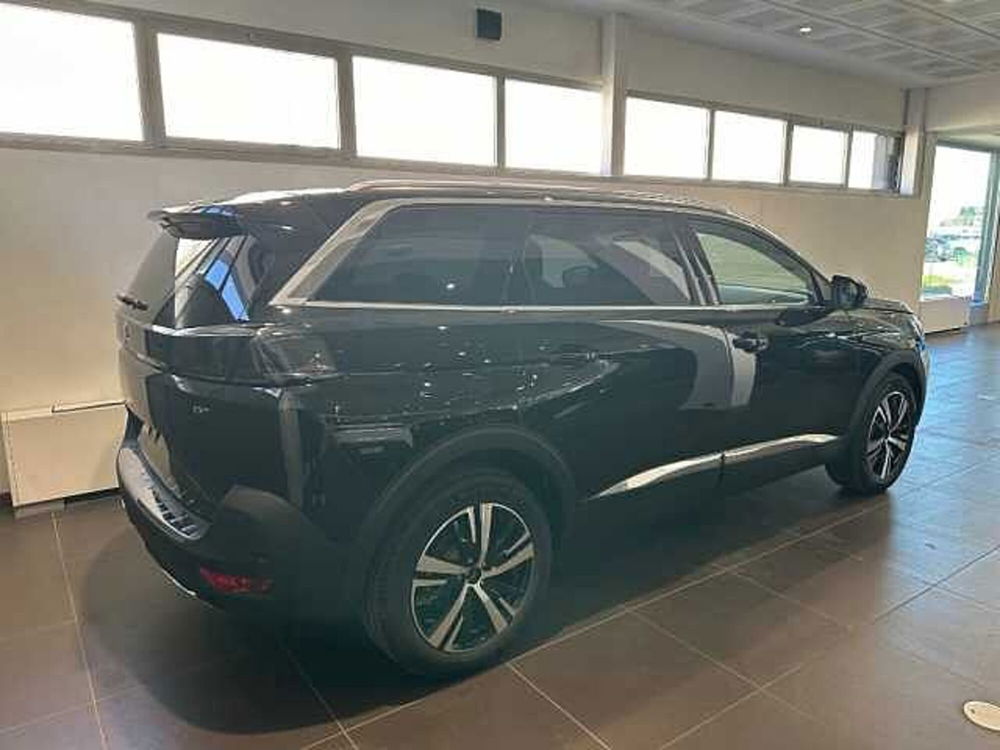 Peugeot 5008 usata a Ravenna (5)