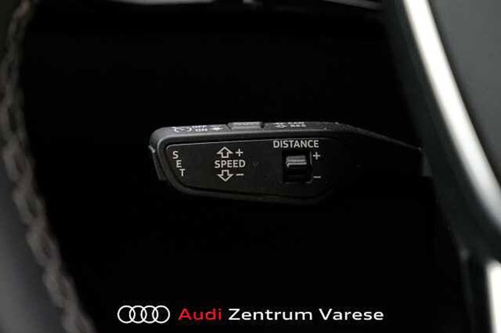 Audi Q8 Sportback usata a Varese (12)