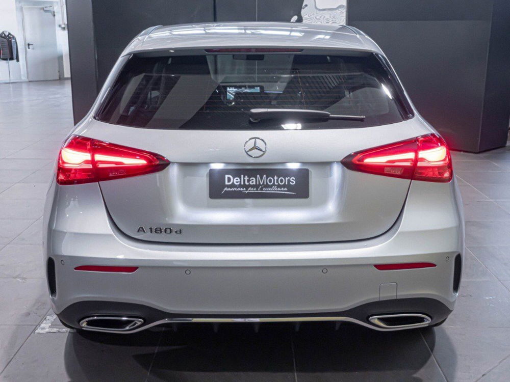 Mercedes-Benz Classe A Sedan nuova a Ancona (7)