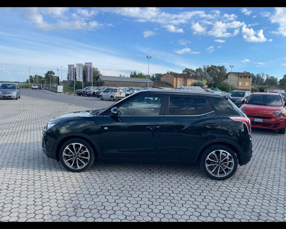 Ssangyong Tivoli usata a Lucca (8)