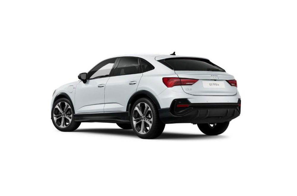 Audi Q3 Sportback nuova a Avellino (4)