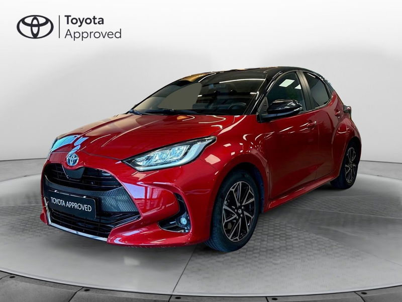 Toyota Yaris 1.5 Hybrid 5 porte Style del 2022 usata a Catanzaro