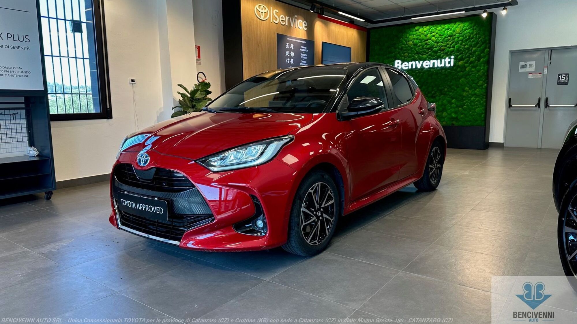 Toyota Yaris 1.5 Hybrid 5 porte Style del 2022 usata a Catanzaro