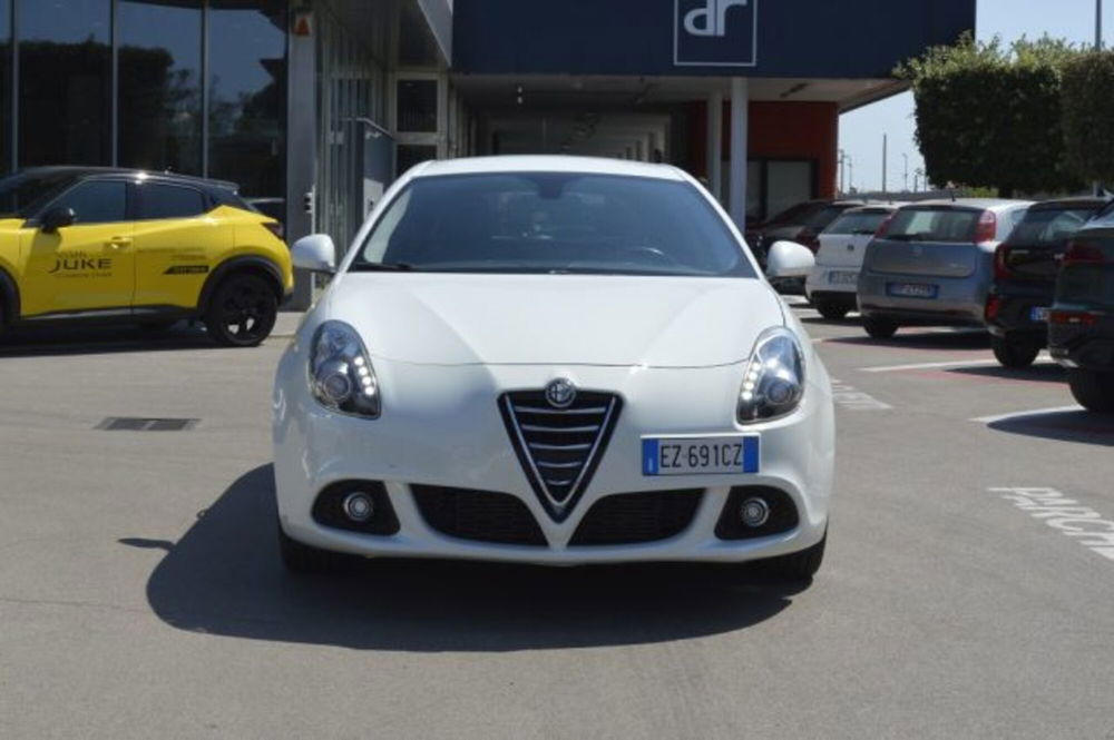 Alfa Romeo Giulietta usata a Latina (2)