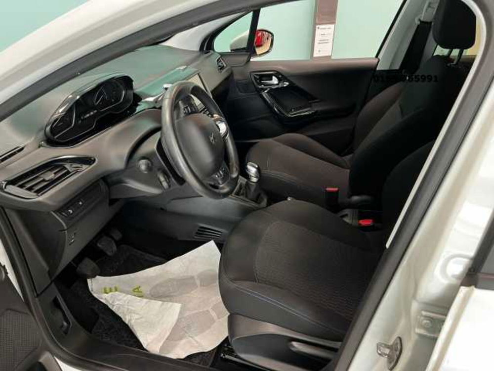 Peugeot 208 usata a Aosta (9)