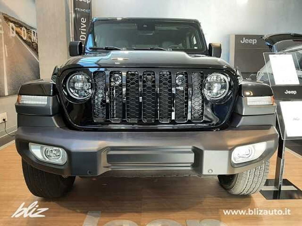 Jeep Wrangler Unlimited usata a Udine (5)