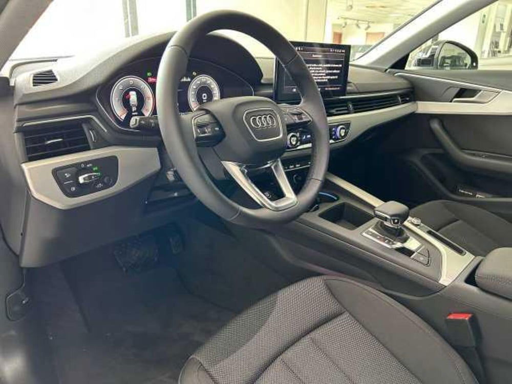 Audi A4 Avant nuova a Avellino (14)