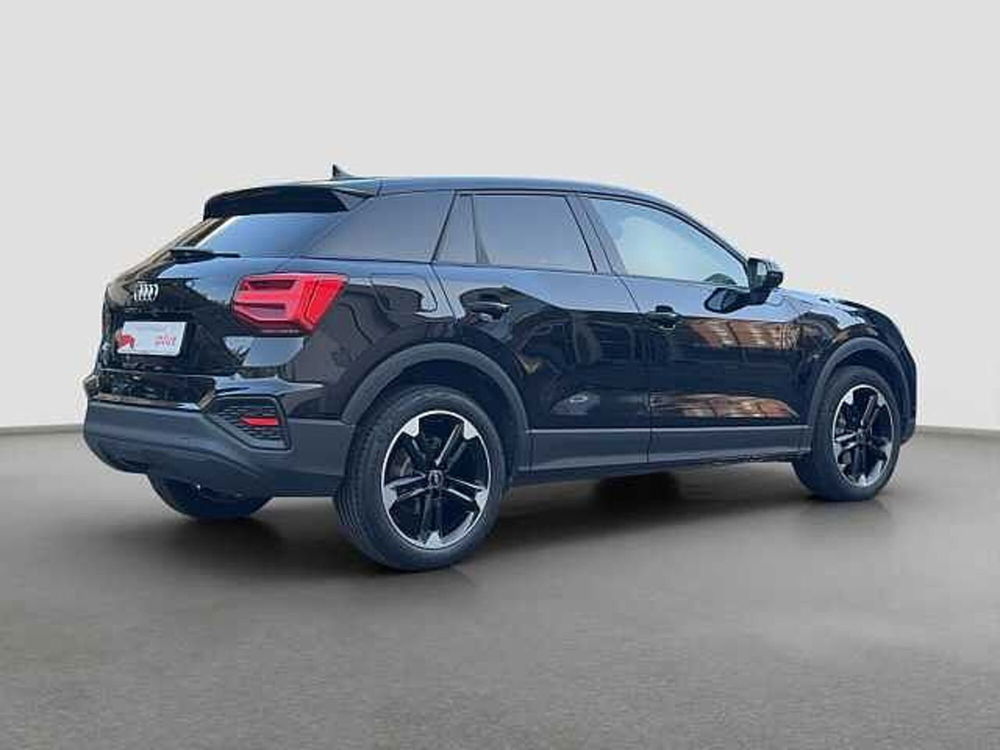 Audi Q2 usata a Como (5)