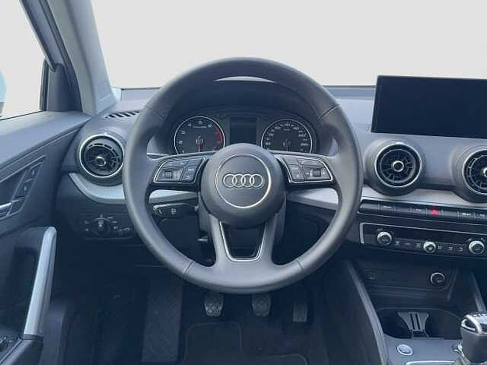 Audi Q2 usata a Como (6)