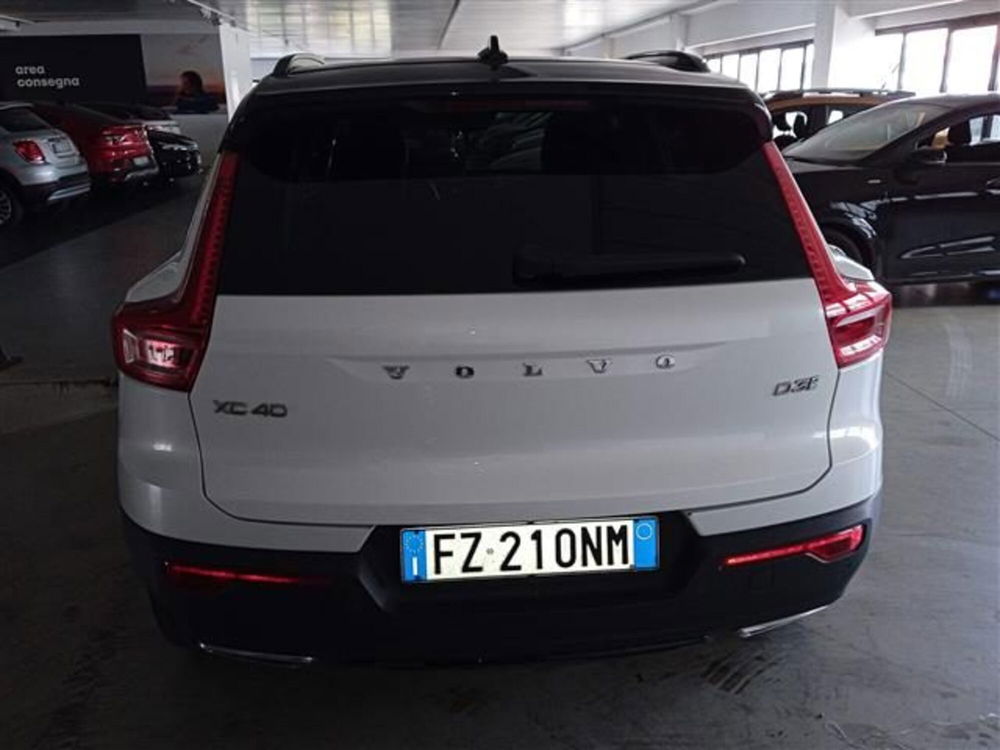 Volvo XC40 usata a Firenze (4)