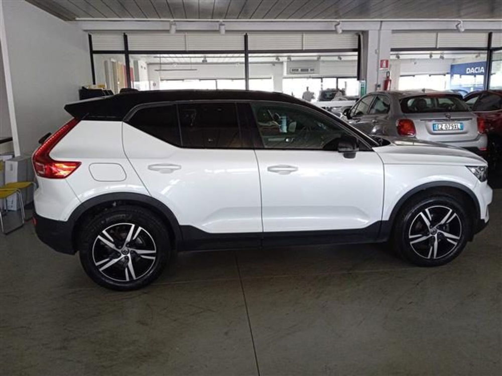 Volvo XC40 usata a Firenze (6)