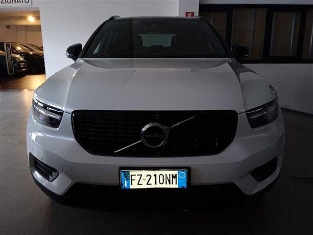 Volvo XC40 usata a Firenze (8)