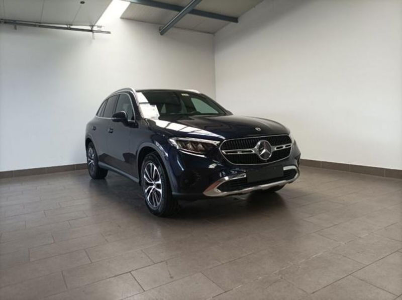 Mercedes-Benz GLC 200 4Matic Mild Hybrid AMG Advanced Plus del 2023 usata a Magenta