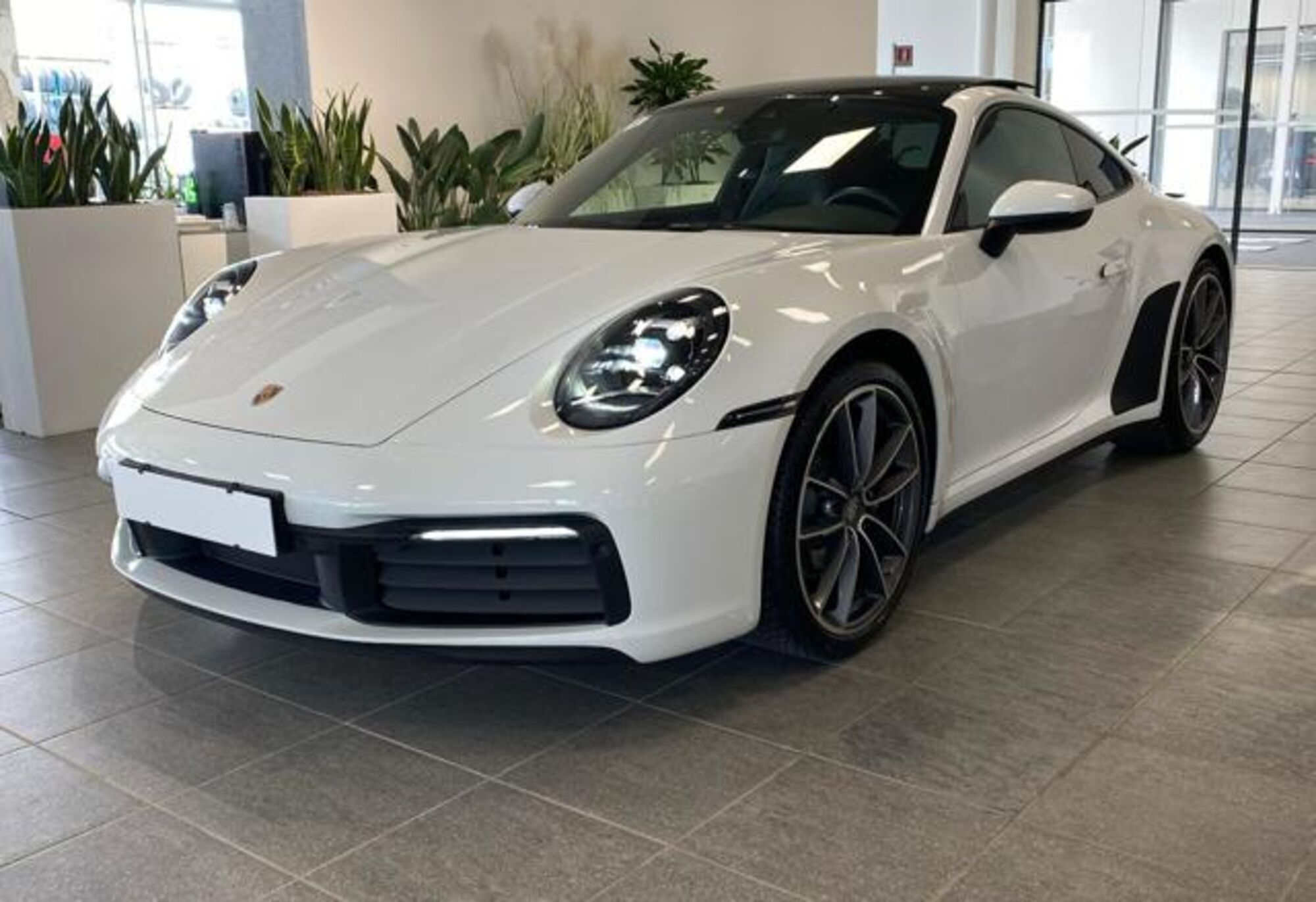 Porsche 911 Coup&eacute; Coupe 3.0 Carrera auto del 2020 usata a Livorno