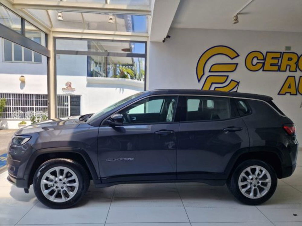 Jeep Compass nuova a Napoli (3)