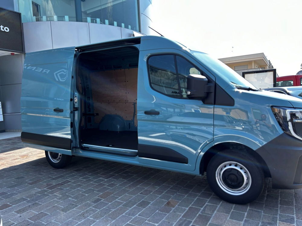 Renault Master Furgone nuova a Treviso (4)