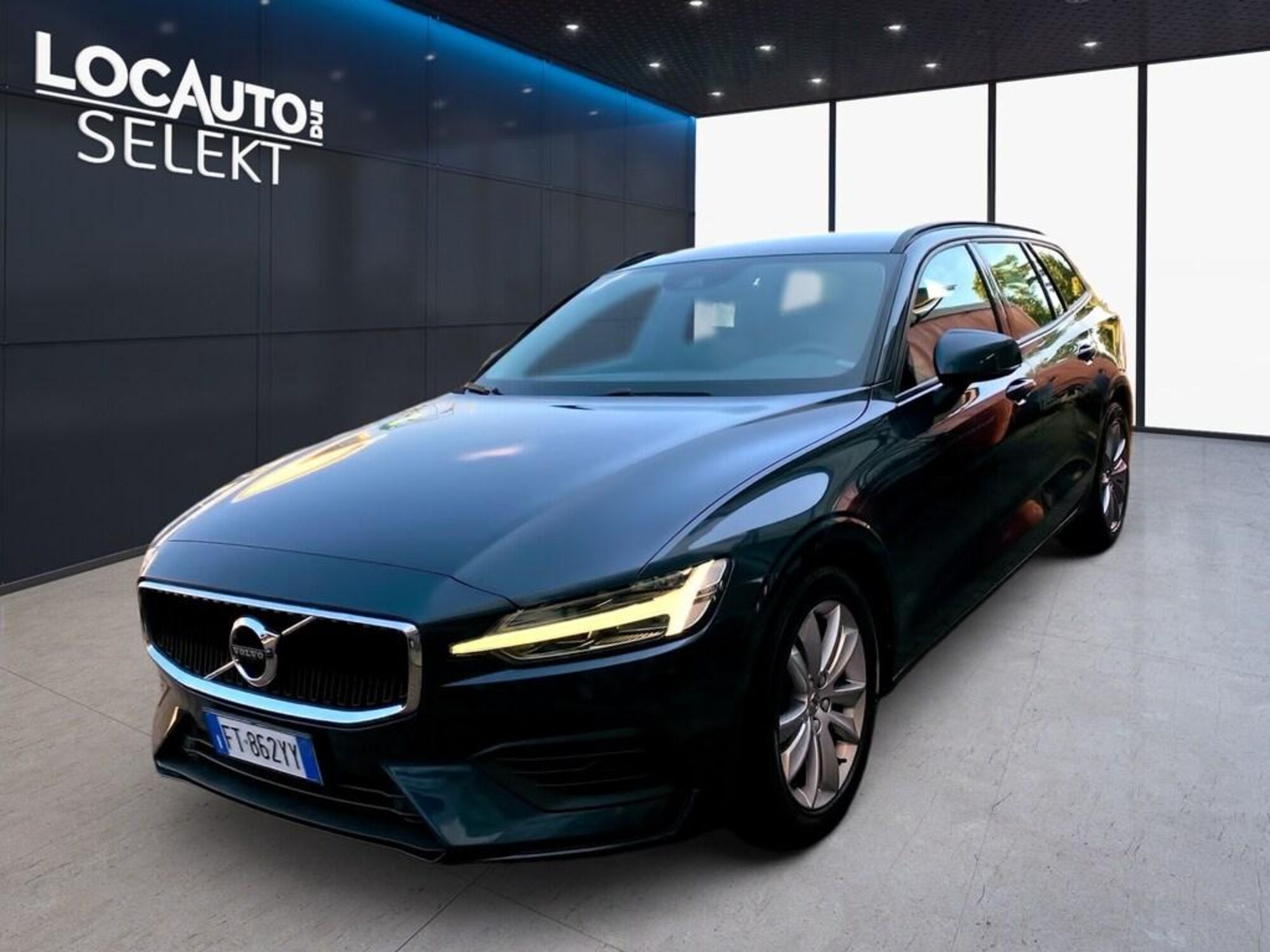 Volvo V60 D3 Geartronic Business  del 2019 usata a Torino