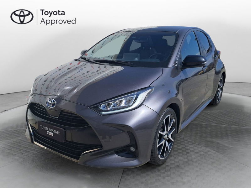 Toyota Yaris 1.5 Hybrid 5 porte Lounge del 2021 usata a Cagliari