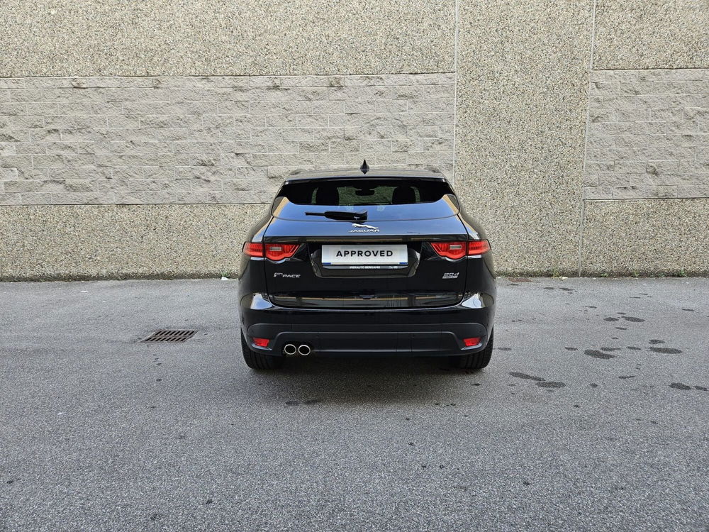 Jaguar F-Pace usata a Bergamo (7)