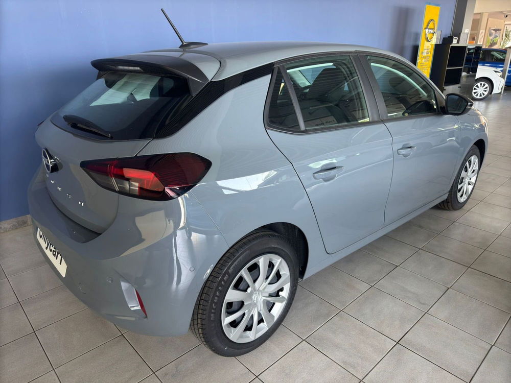 Opel Corsa nuova a Ferrara (3)