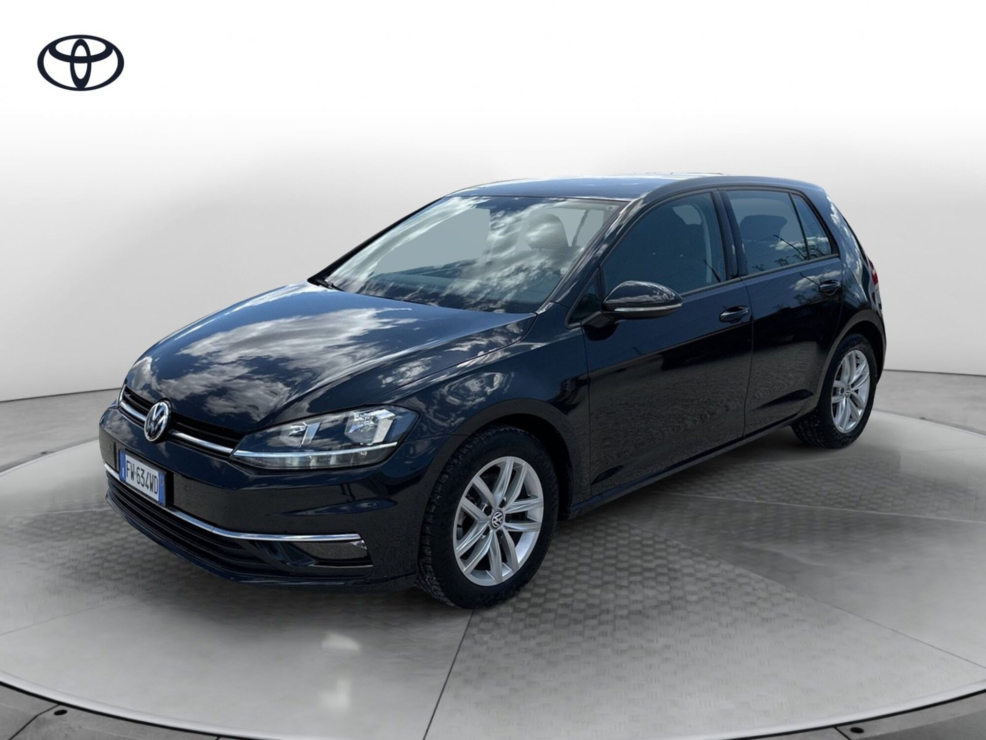 Volkswagen Golf 1.6 TDI 115CV DSG 5p. Business BlueMotion Technology  del 2019 usata a Ragusa