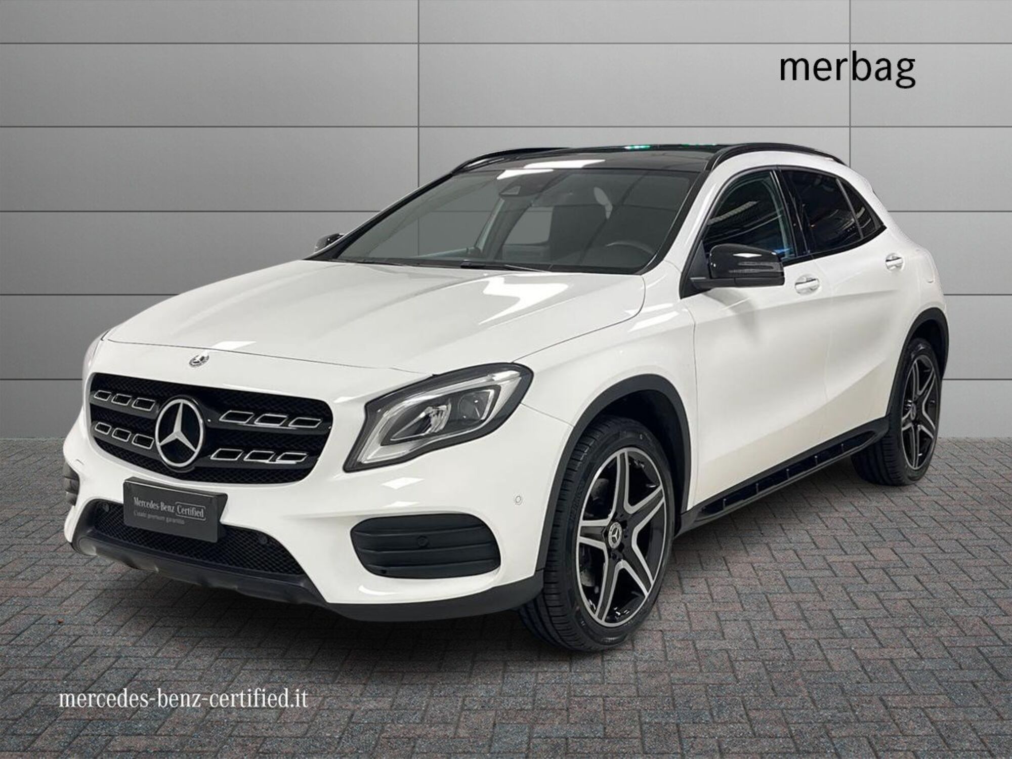 Mercedes-Benz GLA SUV 250 Automatic 4Matic Premium  del 2018 usata a Milano